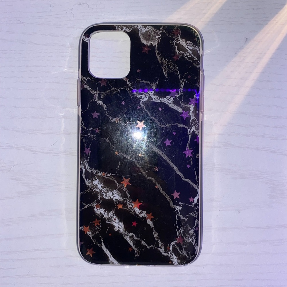 Claire's iPhone 11 Marble Star Case